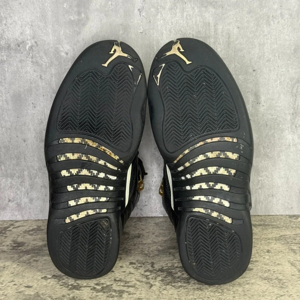 Jordan Air Jordan 12 Retro The Master Men 8 Black White 130690-013